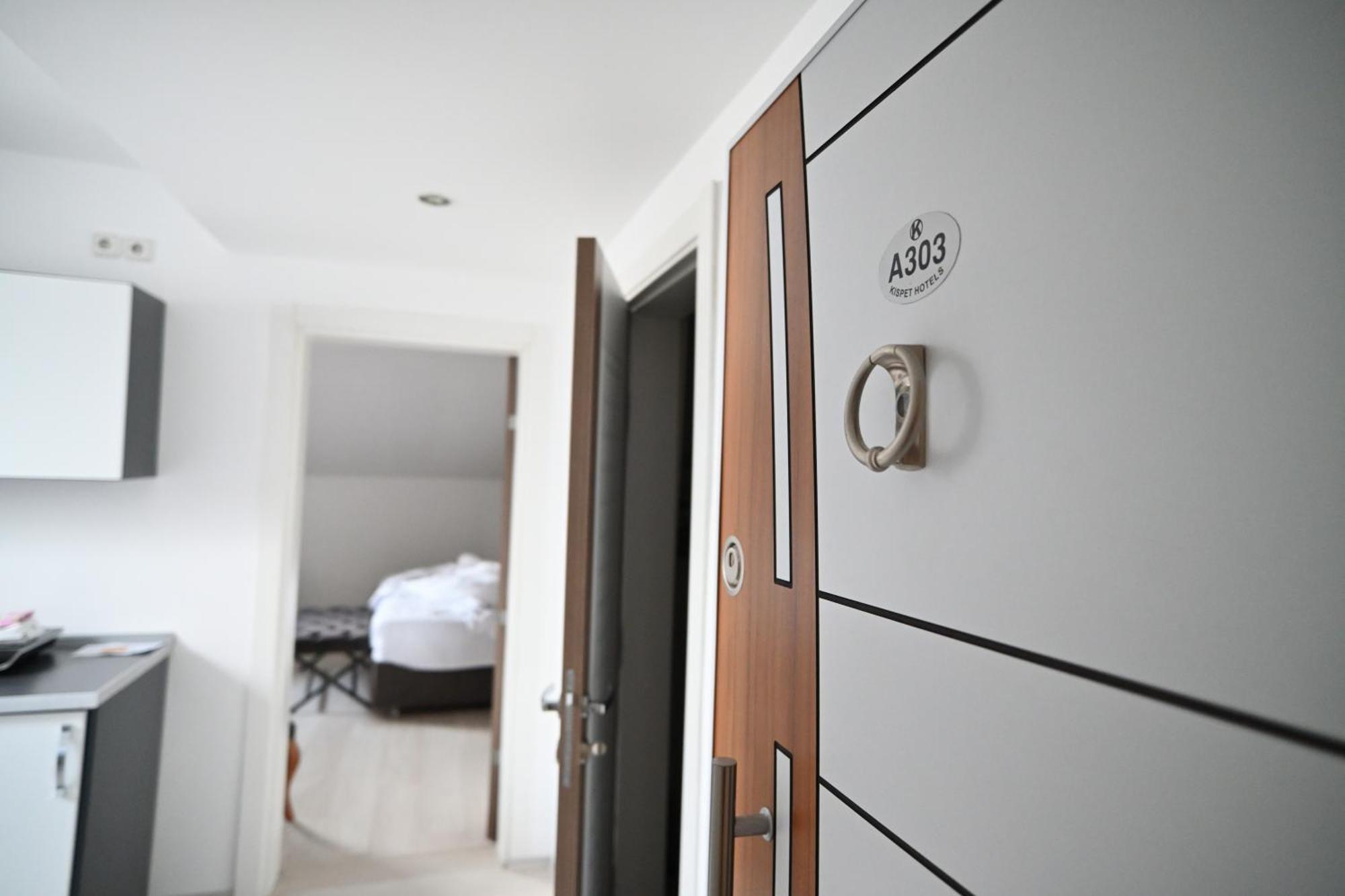 Ferienwohnung&Aparts By Kispet Group Hotels In Oberhausen Oberhausen  Exterior photo